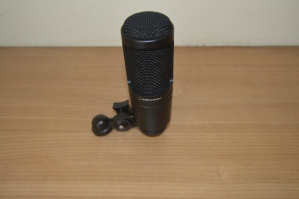 audio technica at2020 xlr condenser microphonedsc 0359 scaled