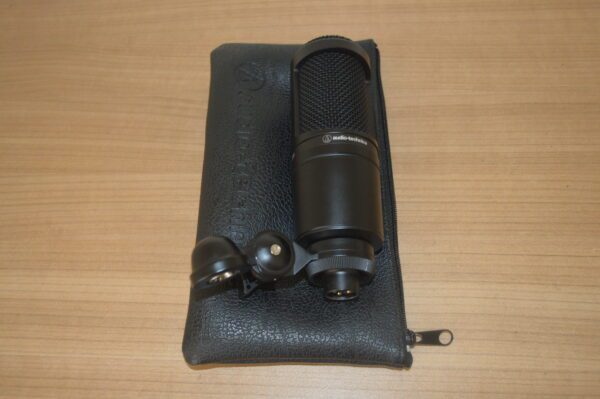 audio technica at2020 xlr condenser microphonedsc 0361 scaled