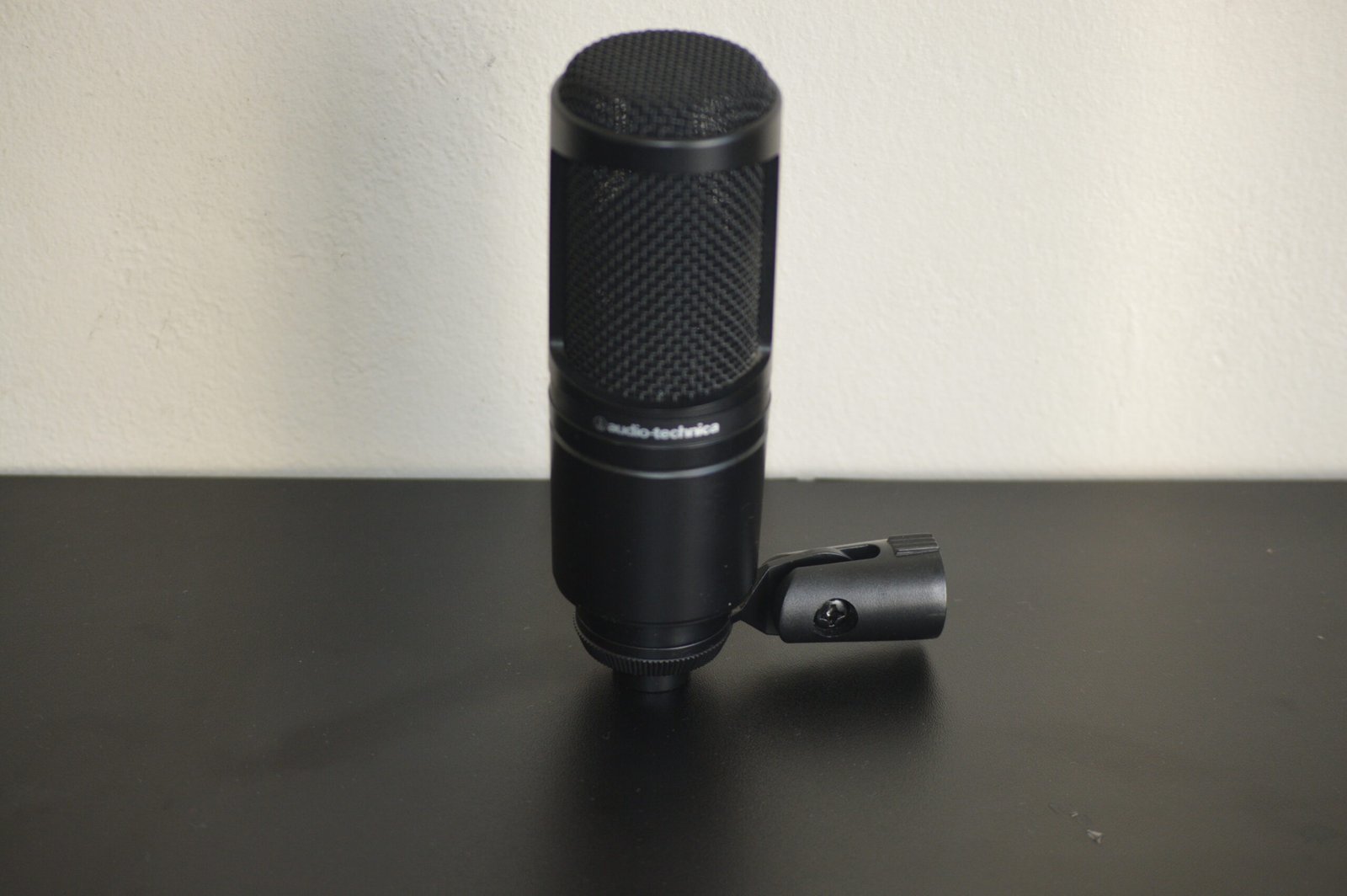 Audio-Technica AT2020 XLR Condenser Microphone (Used) 2 Audio-Technica AT2020 XLR Condenser Microphone (Used) - Image 2