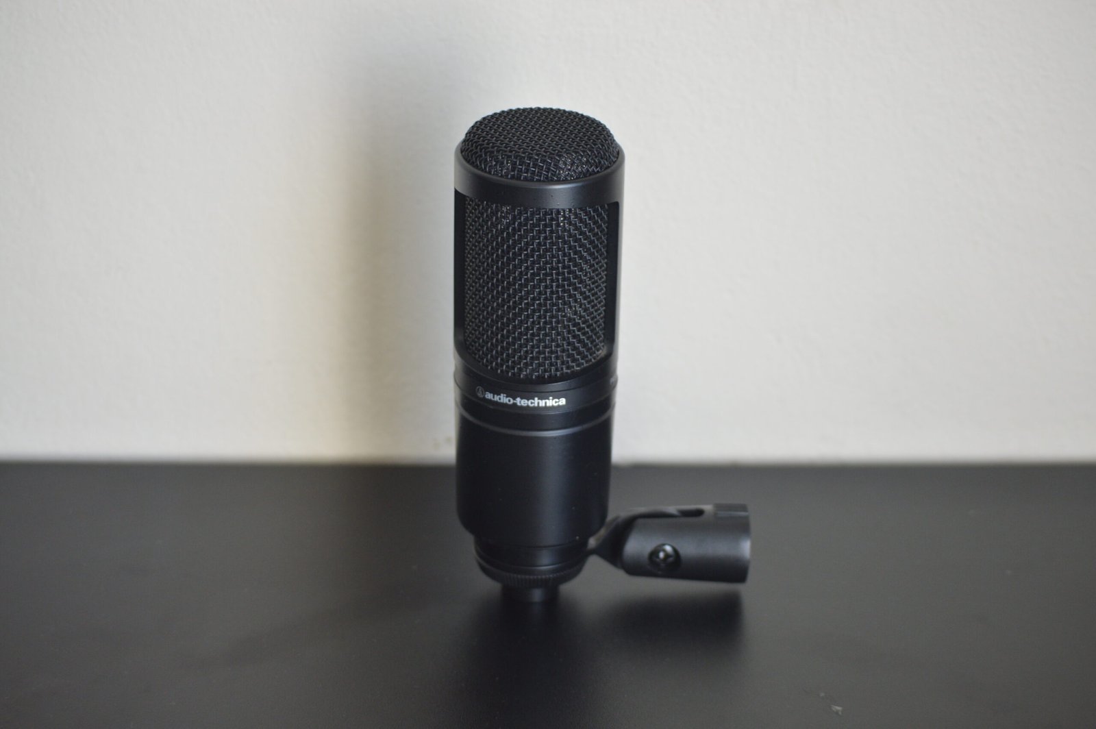 Audio-Technica AT2020 XLR Condenser Microphone (Used) 1 Audio-Technica AT2020 XLR Condenser Microphone (Used)