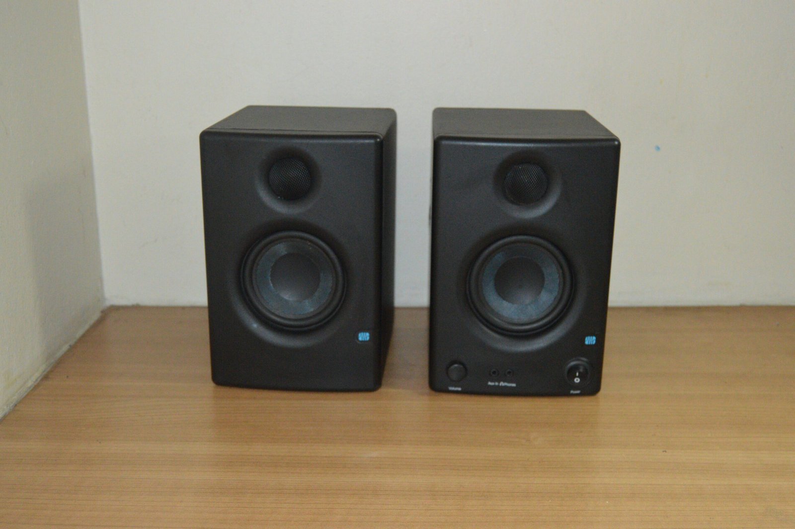 PreSonus Eris 3.5 Studio Monitors (Pre-Owned) 5 PreSonus Eris 3.5 Studio Monitors (Pre-Owned) - Image 5