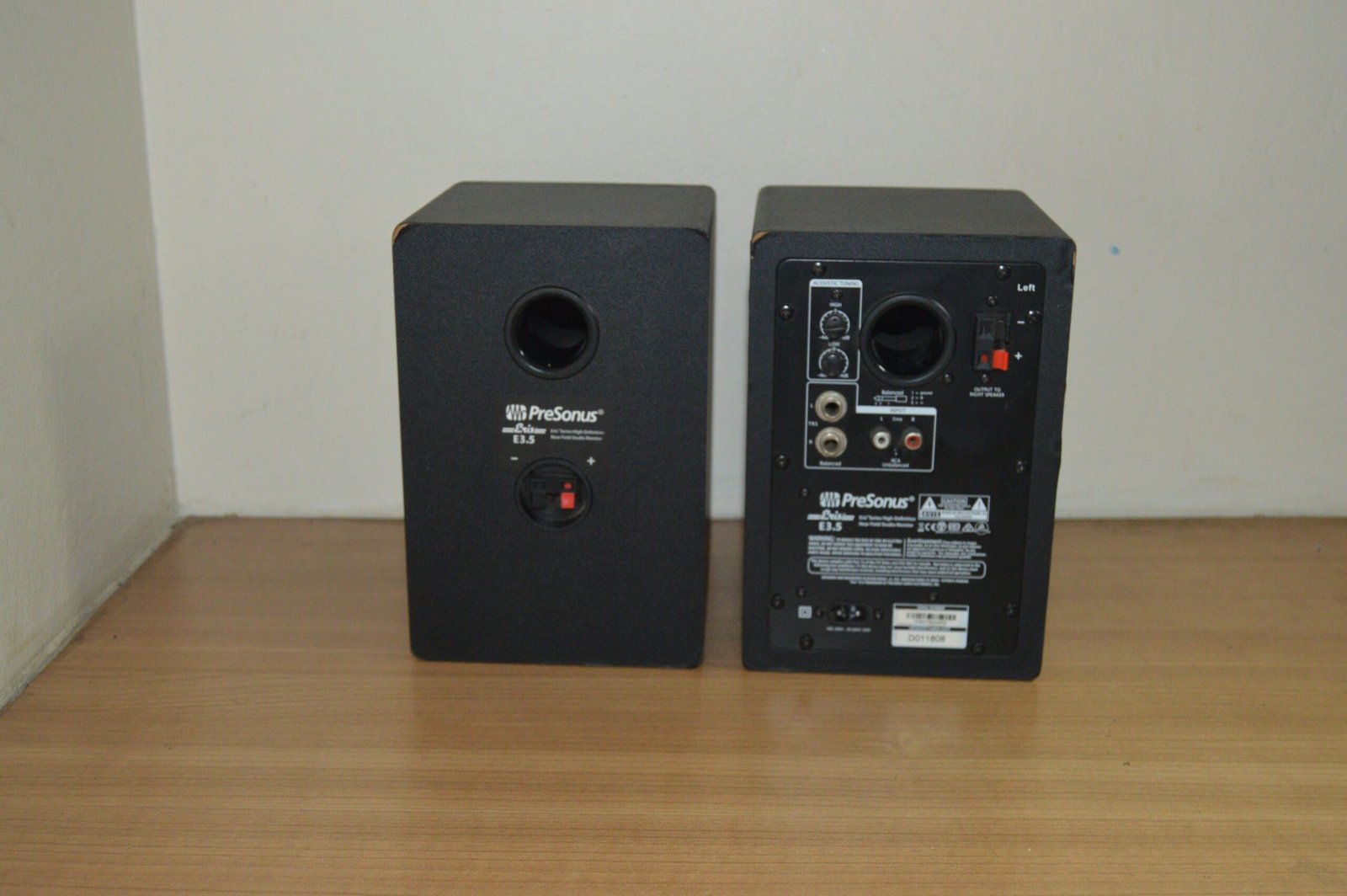 PreSonus Eris 3.5 Studio Monitors (Pre-Owned) 4 PreSonus Eris 3.5 Studio Monitors (Pre-Owned) - Image 4