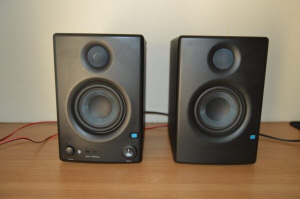PreSonus Eris 3.5BT Studio MonitorsDSC 0317