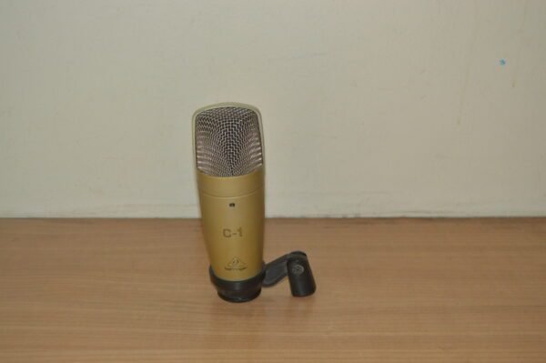 behringer c1 condeser micdsc 0403 scaled