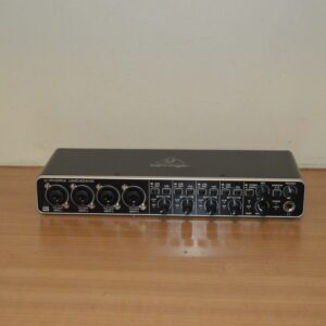 Behringer UMC404HD Audio Interface (Pre-Owned)