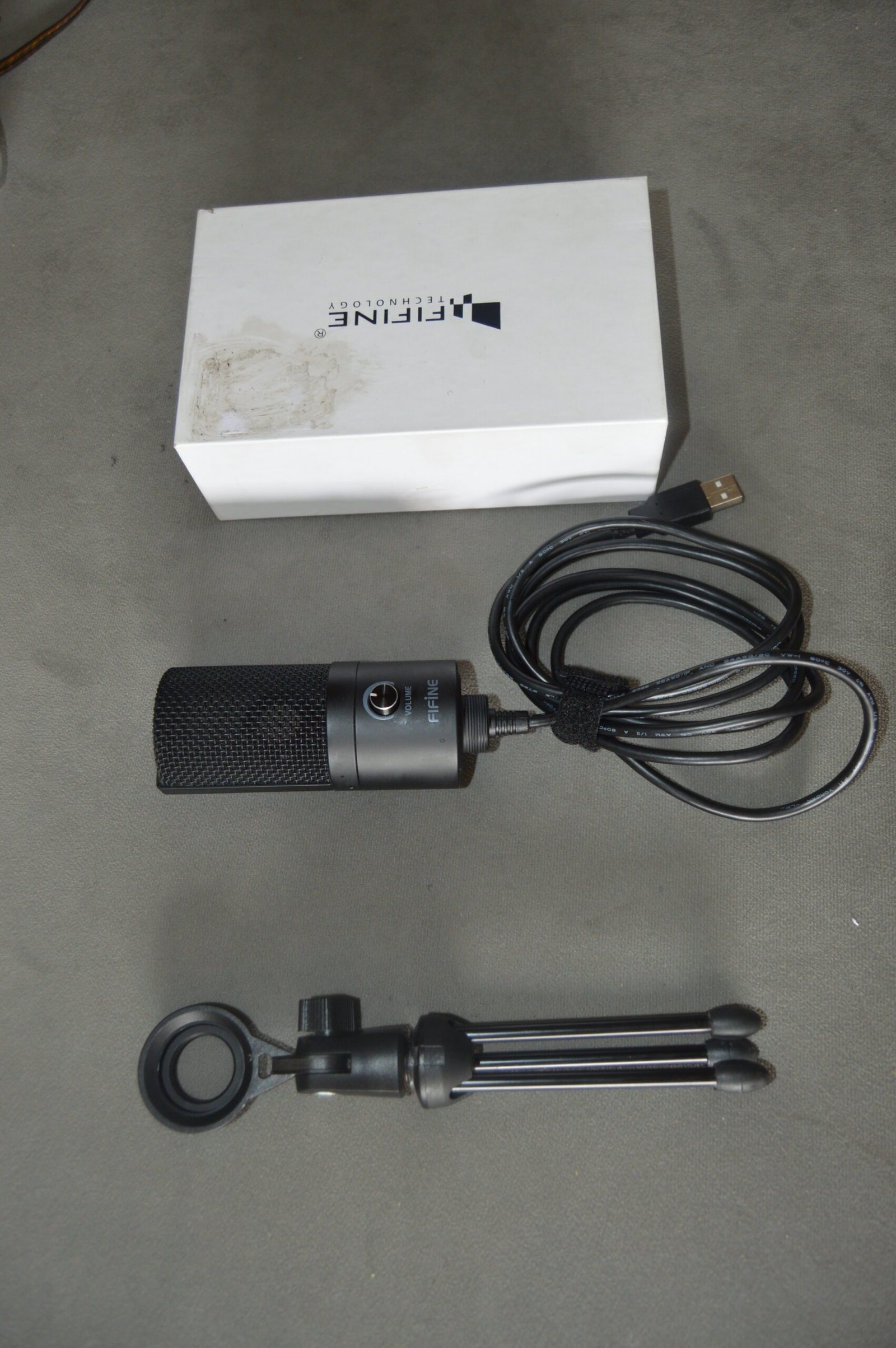 FIFINE K669 USB Microphone with Volume Dial – (Pre-Owned) 4 fifine k669 usb microphone with volume dial pre owned 6 scaled