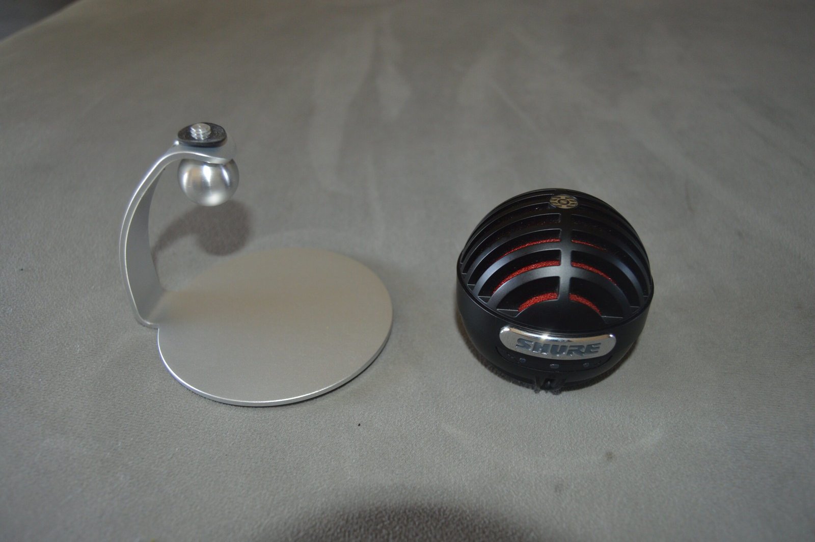 Shure MV5 Digital Condenser Microphone (Pre-Owned) 7 shure mv5 digital condenser microphone reddsc 0318 scaled