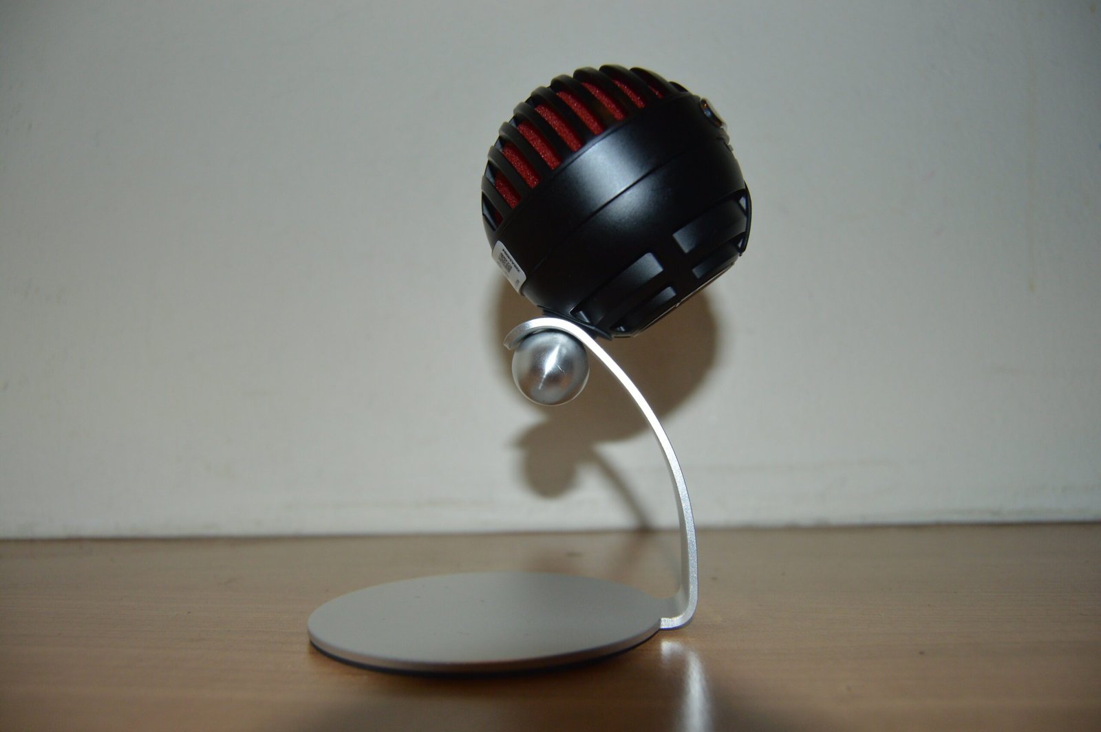 Shure MV5 Digital Condenser Microphone (Pre-Owned) 5 shure mv5 digital condenser microphone reddsc 0322 2 scaled