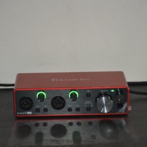 Focusrite Scarlett 2i2 3rd Gen Audio Interface – (Pre-Owned)