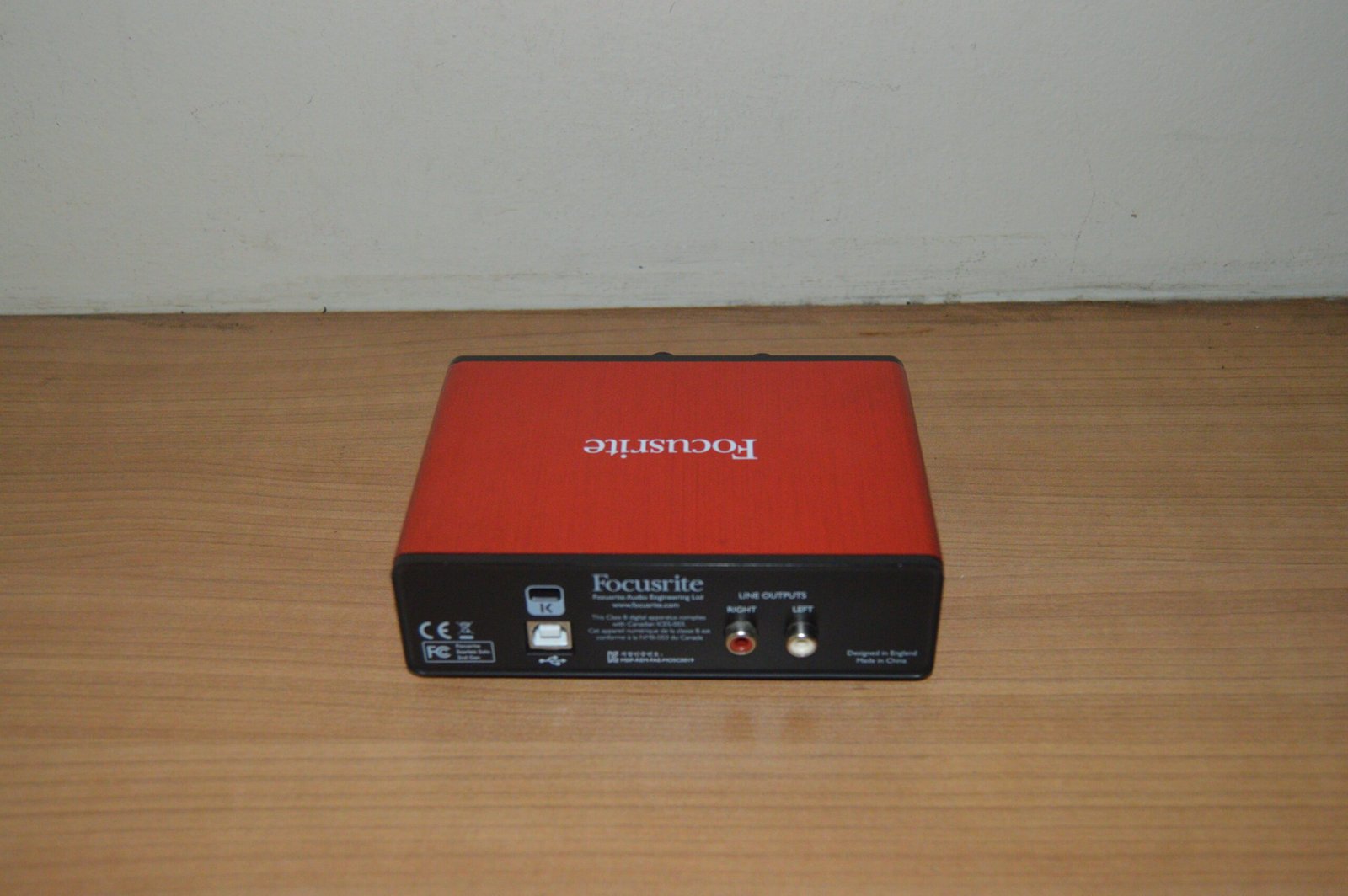 Focusrite Scarlett Solo 2nd Gen USB Audio Interface (Pre-Owned) 3 Focusrite Scarlett Solo 2nd Gen USB Audio Interface (Pre-Owned) - Image 3