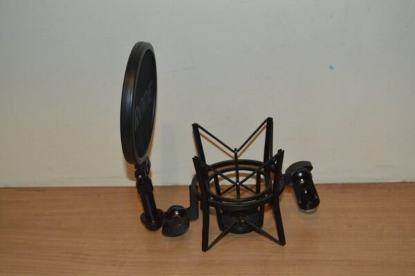 shure sm6 shock mountdsc 0453