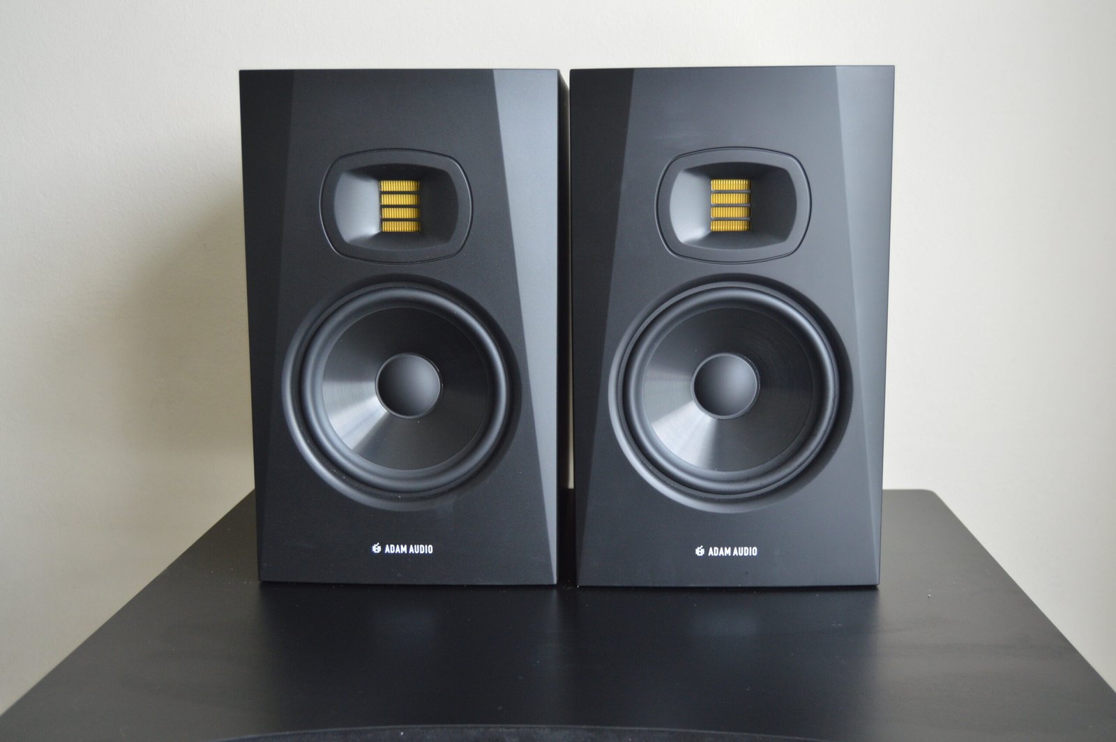 Adam Audio T7V Studio Monitors Pair (Used - Like New With box) 1 Adam Audio T7V Studio Monitors Pair (Used - Like New With box)