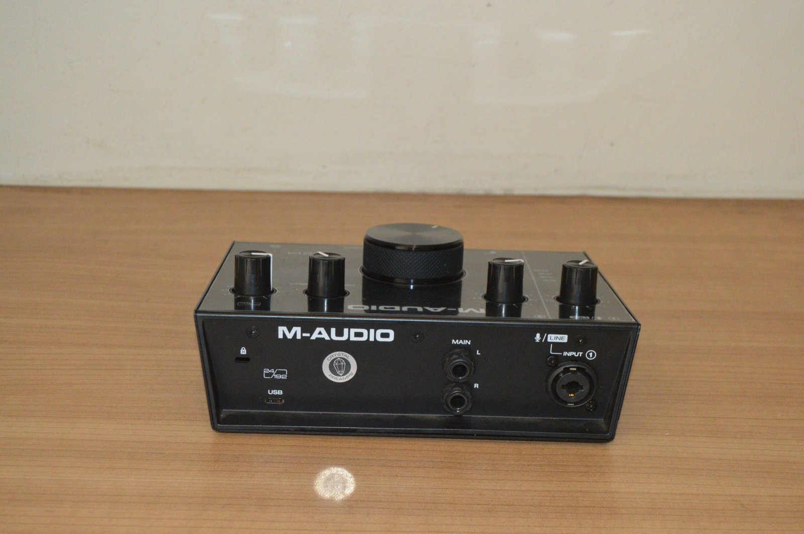 M-Audio AIR 192|4 USB Audio Interface — (Used) 2 M-Audio AIR 192|4 USB Audio Interface — (Used) - Image 2