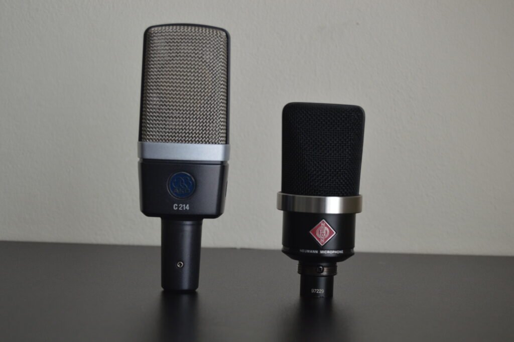 🎤 AKG C214 vs Neumann TLM 102 – Full Comparison