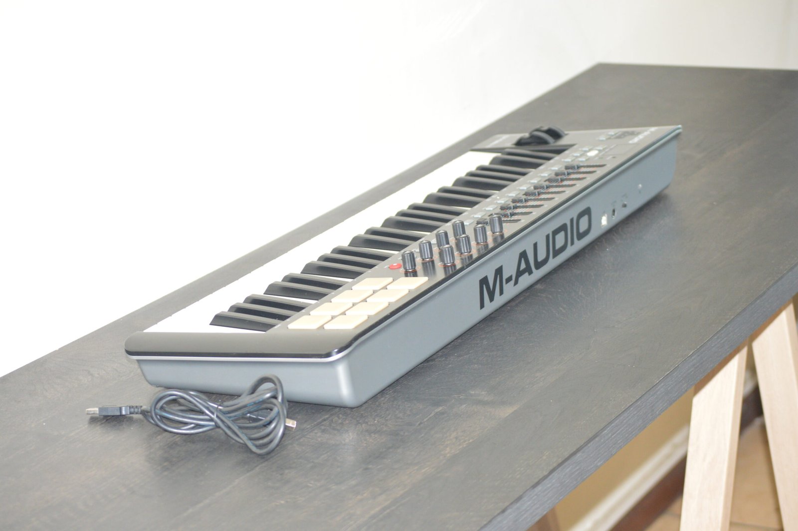 M-Audio Oxygen 49 MKV– 49 Key USB MIDI Controller (Used – Great Condition) 2 M-Audio Oxygen 49 MKV– 49 Key USB MIDI Controller (Used – Great Condition) - Image 2