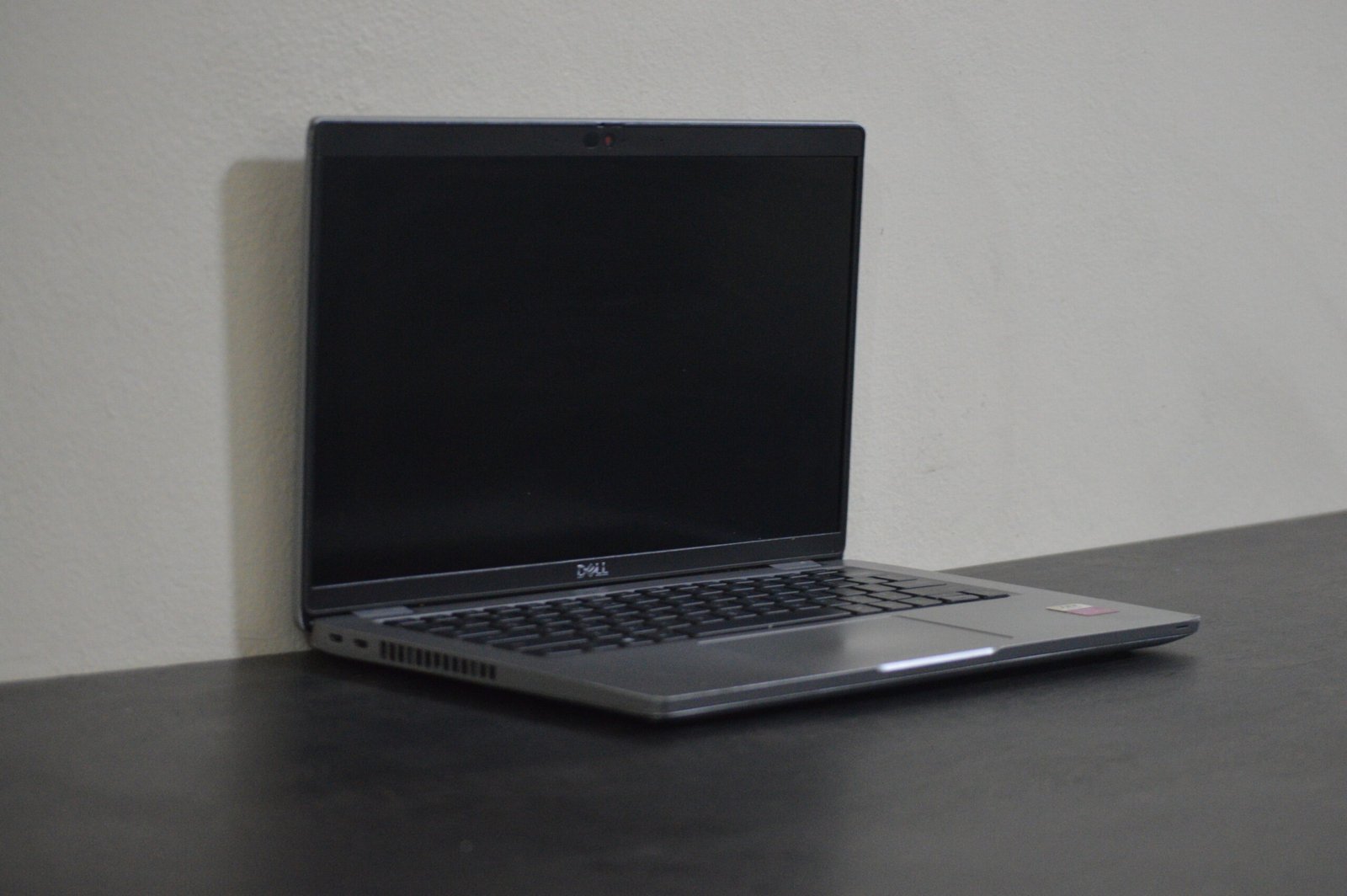 Dell Latitude 5420 14-Inch Intel Core i5-1145G7 8GB RAM 256GB SSD Windows 11 Pro Laptop (Used) 3 Dell Latitude 5420 14-Inch Intel Core i5-1145G7 8GB RAM 256GB SSD Windows 11 Pro Laptop (Used) - Image 3