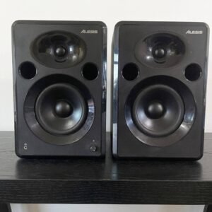 Alesis Elevate 5 Studio Monitors – Pair (Used)